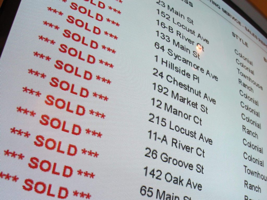 real estate listings on a computer screen